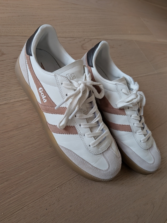 Gola Shoes - Gola Womens White Sneakers with Rose Accents and Gum Sole